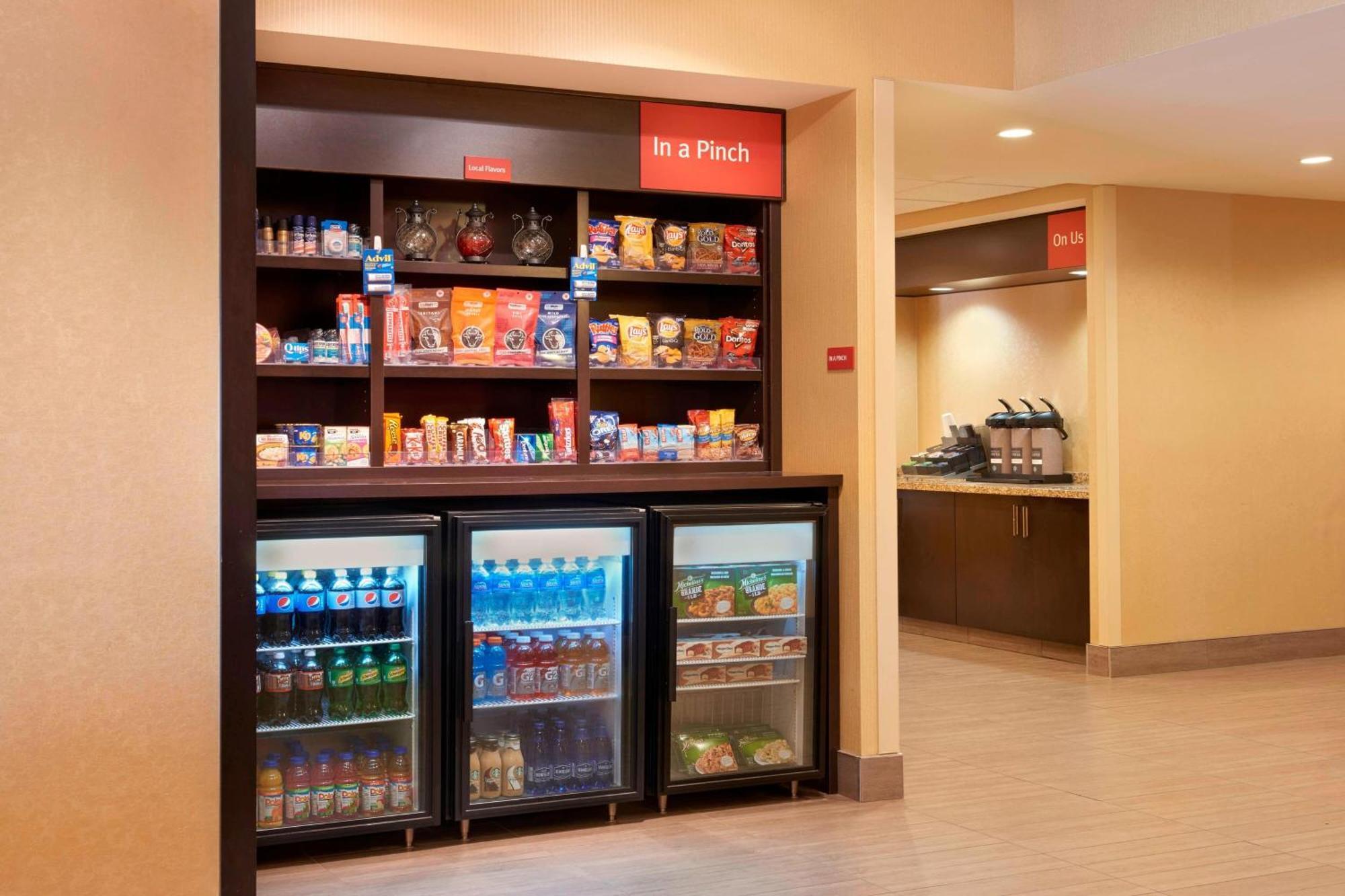 Towneplace Suites By Marriott Thunder Bay Ngoại thất bức ảnh